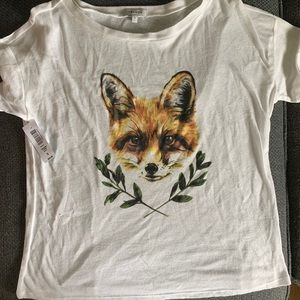 aritzia talula soft white fox tee shirt